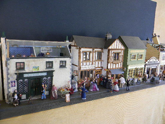 Smallsea, A Metropolis in Miniature